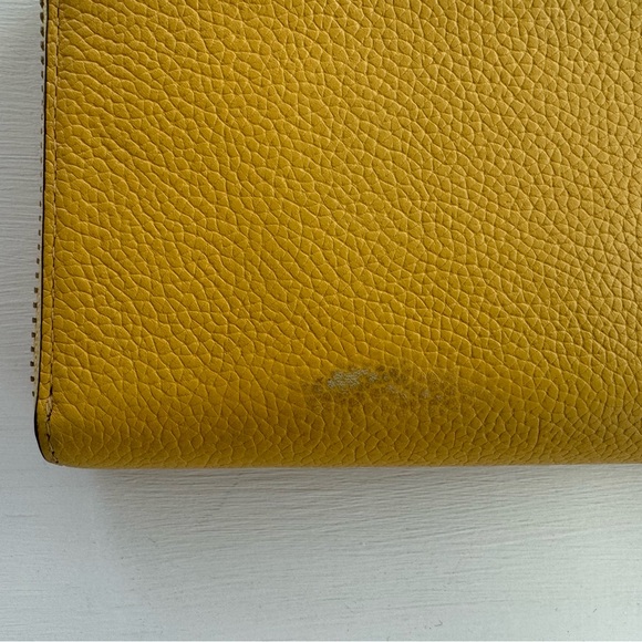 Kate Spade Full Zip Wallet - Picture 4 of 11